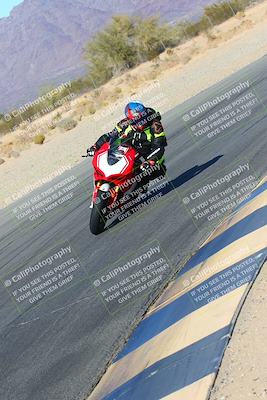 media/Jan-08-2022-SoCal Trackdays (Sat) [[1ec2777125]]/Turn 6 Inside (1pm)/